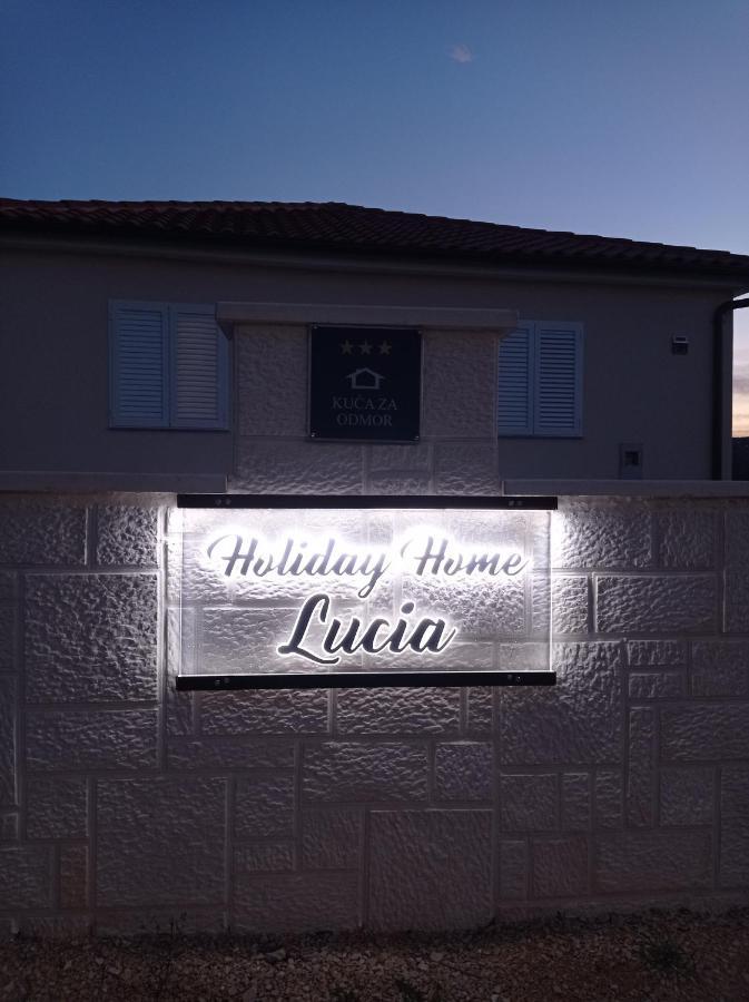Holiday Home Lucia 罗佐瓦克 外观 照片