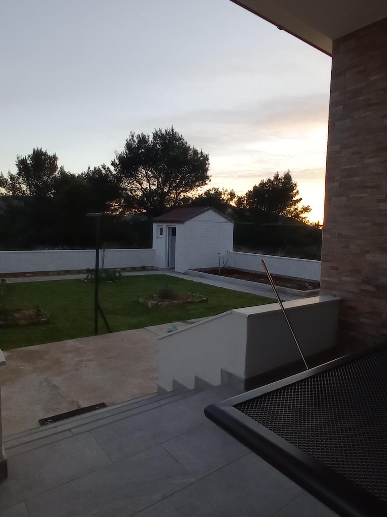 Holiday Home Lucia 罗佐瓦克 外观 照片